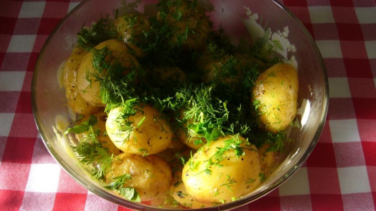 Молодая картошка запеченная в духовке: Рецепт с Фото